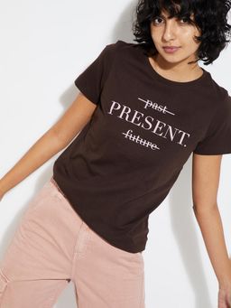 max - Women Typographic Printed Brown T-Shirt