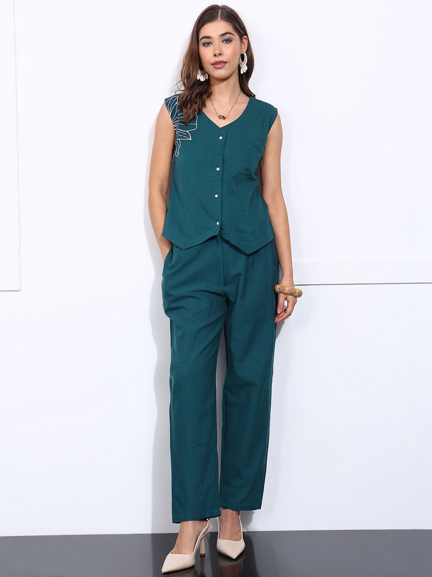 vbuyz Women Embroidered Straight Cotton Flex Teal Co-Ord Set-picture-13