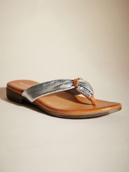 Peach Flores - Women Silver Leather Wrap Flats