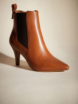 Peach Flores - Women Tan Chelsea Boots