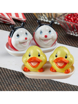 Kookee - Ceramic Salt & Pepper Shakers with Tray (Set Of 2)