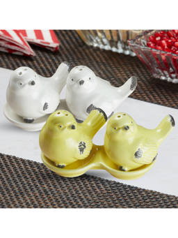 Kookee - Birds Ceramic Salt & Pepper Shakers with Tray (Set Of 2)