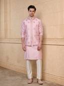 Pink color option, Currently selected
