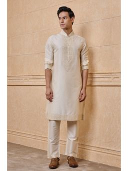TASVA - Ivory Kurta Pant With Cross Stitch Yoke Detailing