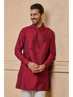 TASVA - Maroon Stylised Kurta With Jaali Detailing