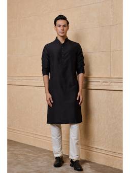 TASVA - Black Classic Solid Single Kurta