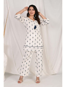Do Dhaage - Self Design Off White Co Ord (Set of 2)