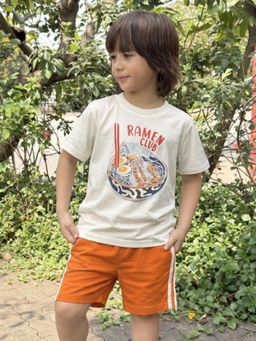 Napchief - Unisex White-Orange Ramen Club T-shirt and Shorts