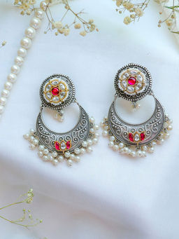 Putstyle - Regal Oxidized Chandbali Earrings