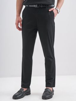 HIGHLANDER - Men Black Mid Rise Slim Ankle Length Pant