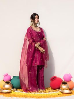 MITHI SUPARI - Wine Jasvanti Embroidered Kurta with Palazzo and Dupatta (Set of 3)