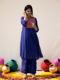 MITHI SUPARI - Navy Blue Barcode Yoke Kurta with Pant (Set of 2)