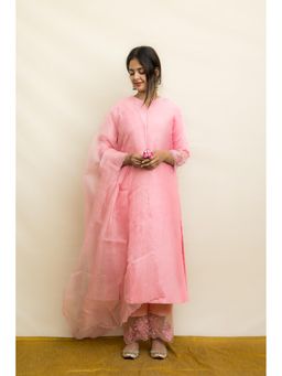 MITHI SUPARI - Pink Kishori Kurta with Embroidered Pant and Dupatta (Set of 3)