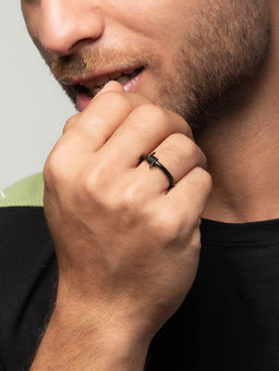 White Lies - Coiled Wire Black Ring (8)