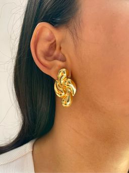 ISHKAARA - Golden Water Drop Earrings With Stainless Steel