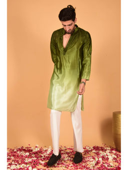 LAALZARI - Green Ombre Kurta Set (Set of 2)