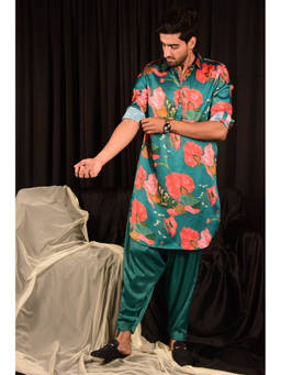 LAALZARI - Green Floral Pathani Kurta Set (Set of 2)