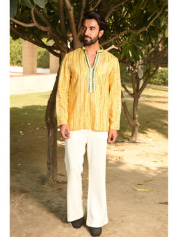 LAALZARI - Yellow Mirror Embroidered Short Kurta Set (Set of 2)