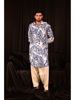 LAALZARI - White Printed Pathani Kurta Set (Set of 2)