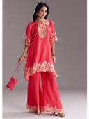 Pink color option, Currently selected
