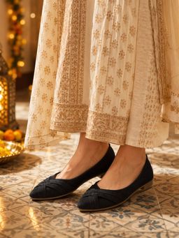 YASSIO - Women's Pointed Toe Ballerinas