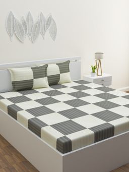 Happy Hues - Nirvana King Size Bedsheet with 2 Pillow Covers 100% Cotton