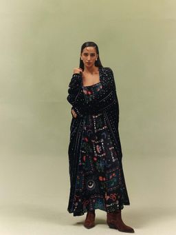 NOIB - Black Demi Reversible Shrug - Garden Dancers