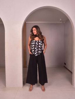 WHY SO BLUE - Black Patch Pant Set