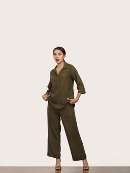 Saltpetre - Skipper Set Of 2 Olive Collar Co-Ord Set