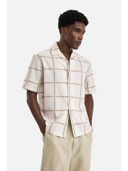 Snitch - Cream Checks Half Sleeves Regular Casual Shirt for Men