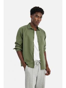 Snitch - Green Solid Full Sleeves Regular Casual Shirt for Men