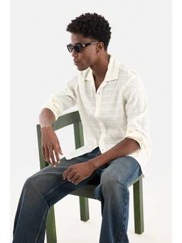 Snitch - Off White Textured Full Sleeves Regular Semi Casual Shirt for Men