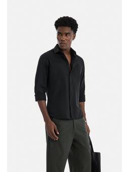 Snitch - Black Solid Full Sleeves Regular Casual Shirt for Men