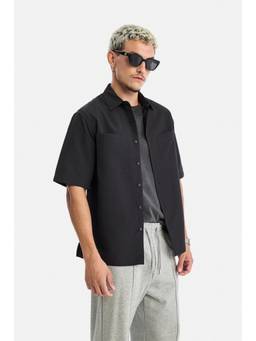 Snitch - Black Solid Half Sleeves Oversized Casual Shirt for Men