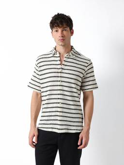 The Bear House - Men White Textured Causal Shirt