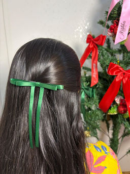 Arendelle - Christmas Satin Silk Ribbon Long Tail Petite Hair Bow In Green for Girls