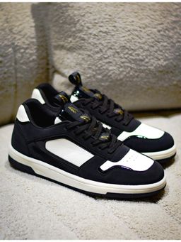 DOC Sneakers - Underdog Black Sneakers