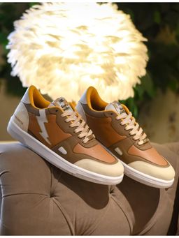DOC Sneakers - Retro Rockets Tan Sneakers