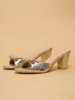 ERIDANI - Amyra Textured Gold Bow Heel Sandals
