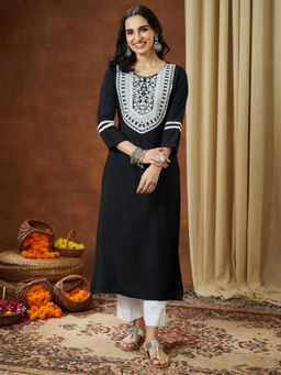 Janasya - Black Embroidered Round Neck Kurta