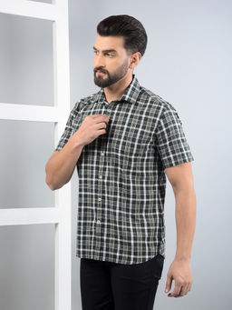 CRIMSOUNE CLUB - Men Olive Checked Pure Cotton Shirt