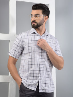 CRIMSOUNE CLUB - Men Purple Checked Pure Cotton Shirt