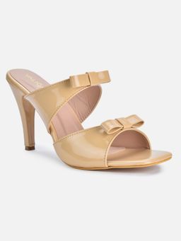 VALIOSAA - Cream Solid-Plain Heels