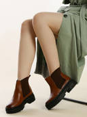 Tan color option, Currently selected