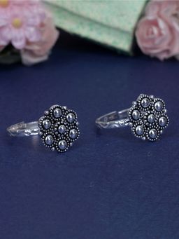Praavy - 925 Oxidised Silver Ethnic Adjustable Toe Ring