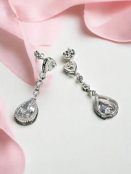 Designs & You - Crushed Ice Cut Cubic Zirconia Silver Plated White Teardrop Shaped Drop Earrings