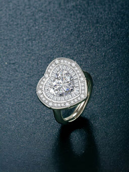 Designs & You - Silver Plated Crushed Ice Cut Silver Finger Ring