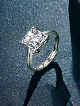 Designs & You - Silver Plated Crushed Ice Cut Silver Finger Ring