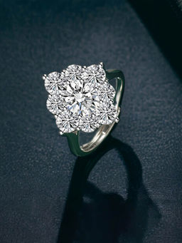 Designs & You - Silver Plated Crushed Ice Cut Silver Finger Ring