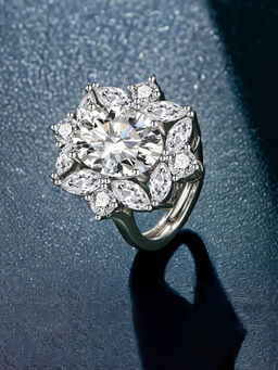 Designs & You - Silver Plated Crushed Ice Cut Silver Finger Ring